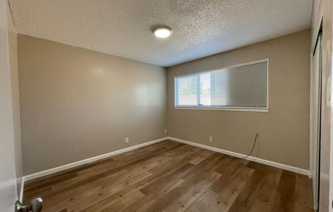 1 bed, 1 bath, $1,700, Unit T14