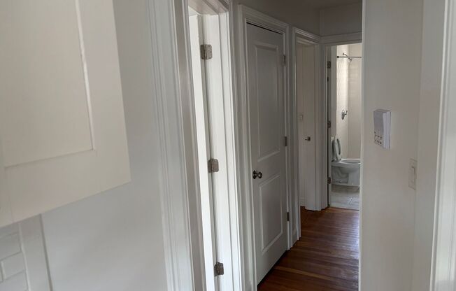 2 beds, 2 baths, 690 sqft, $2,400, Unit 109 Summer #116