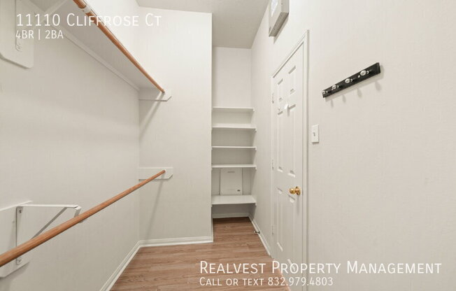 11110 CLIFFROSE CT