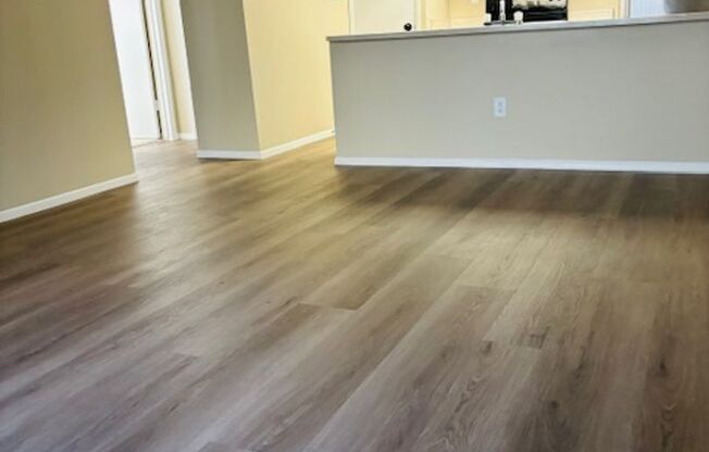 2 beds, 1 bath, 830 sqft, $1,349, Unit 140