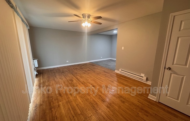 3125 W 79 ST