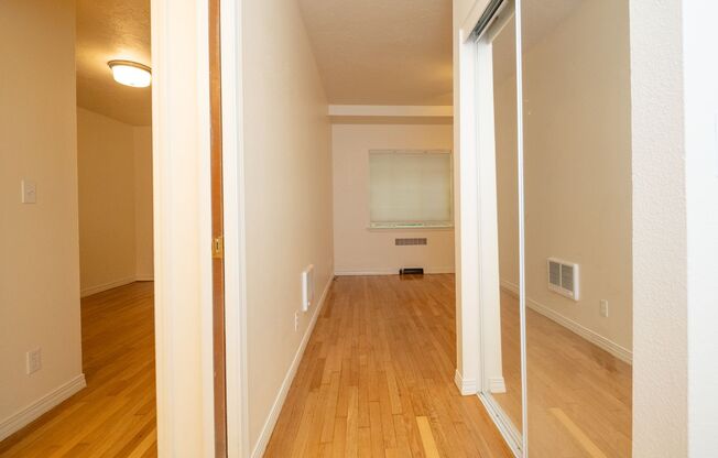 1 bed, 1 bath, 557 sqft, $1,325, Unit 107