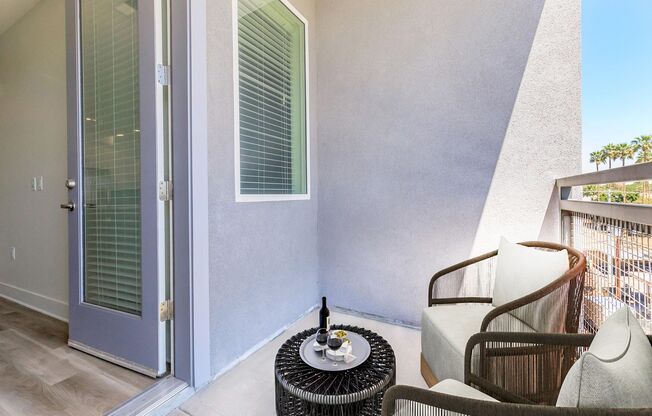 2 beds, 2 baths, 963 sqft, $1,950, Unit 270