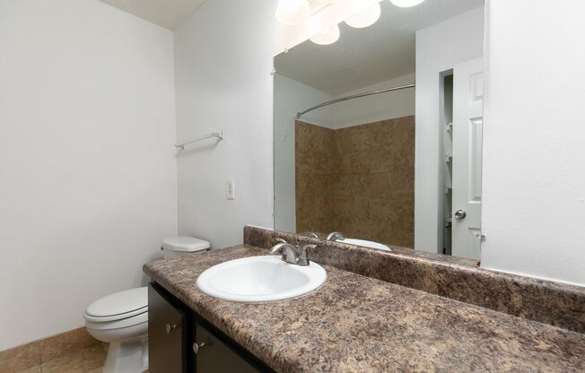 5th Avenue Apartments