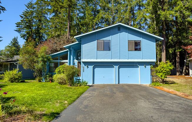 3 Bedroom/2.5 Bathroom home in Desirable Covington WA!