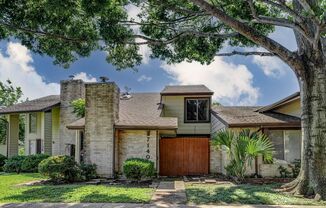 Houston Living in a Spacious Townhome