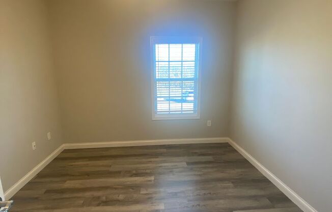 1 bed, 1 bath, 780 sqft, $795, Unit 228-111