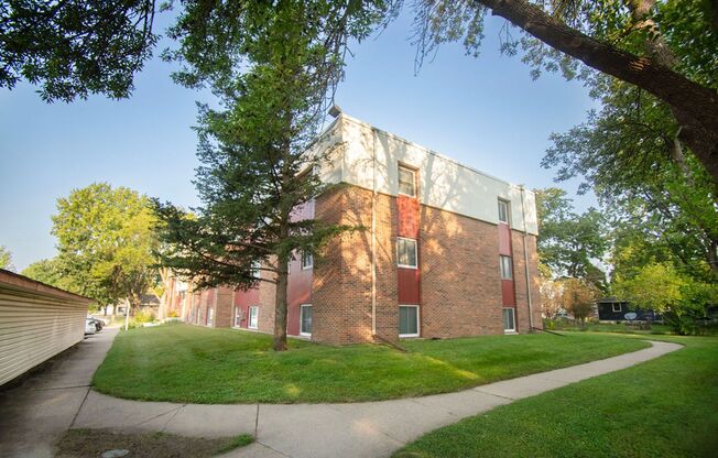 Eighth Street Apartments