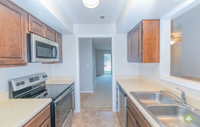 1 bed, 1 bath, 876 sqft, $1,195, Unit V-137