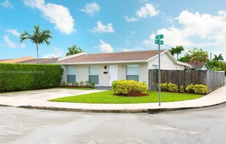 3854 SW 118 CT
