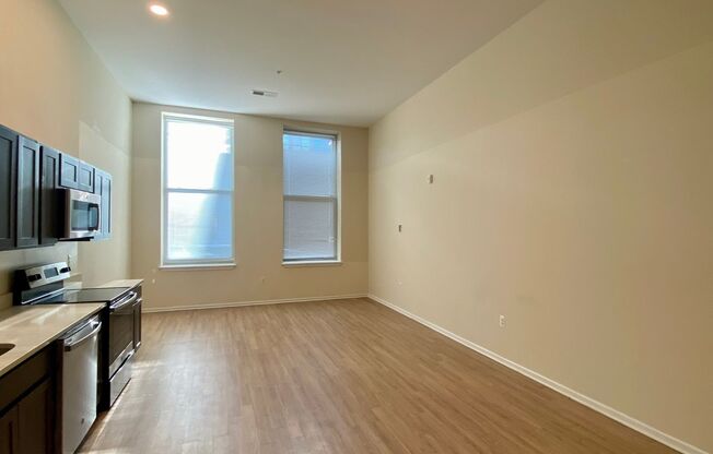 1 bed, 1 bath, 950 sqft, $1,400, Unit 417- Unit 201