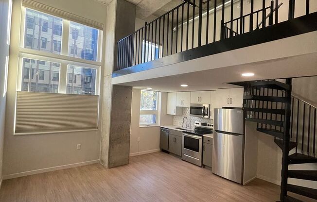 1 bed, 1 bath, 610 sqft, $1,519, Unit E102