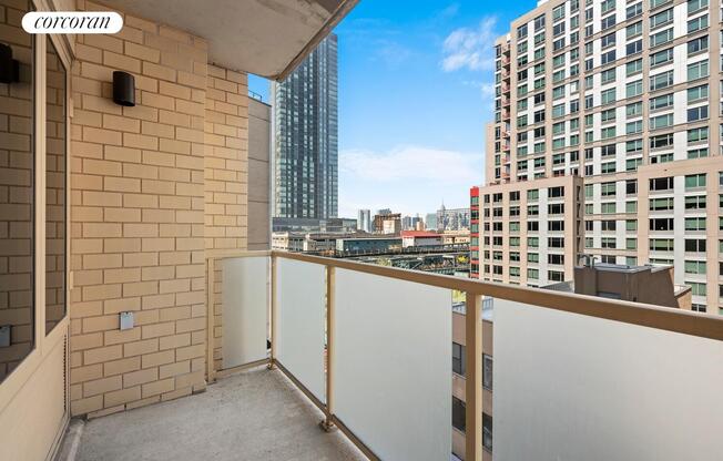 2 beds, 1 bath, $5,000, Unit 11M