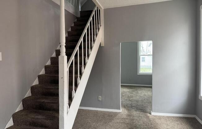 341 NUSSBAUM AVE