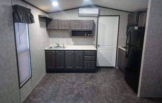 Cozy 1-Bedroom Home in Ideal Location – Perfect for a Low-Maintenance Lifestyle