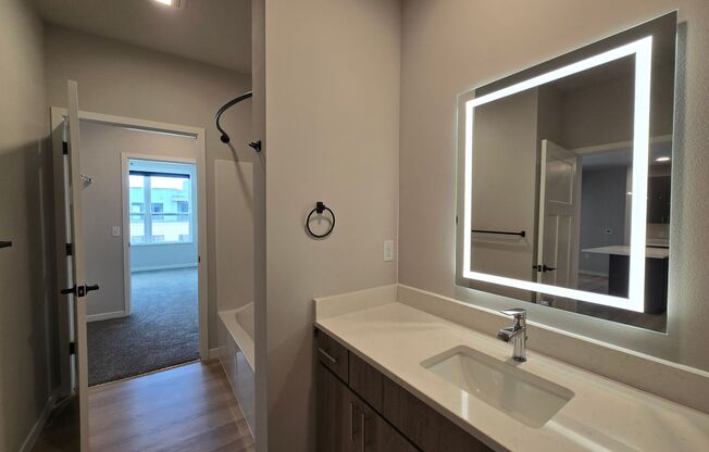 2 beds, 2 baths, 1,140 sqft, $2,110, Unit 8421-238