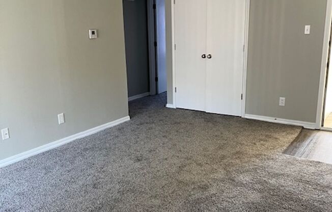 1 bed, 1 bath, 735 sqft, $735