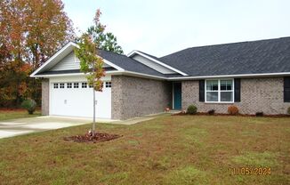 Water Front-Close to Shaw AFB- 3 Bedroom, 2 Bathroom Duplex in Sumter West