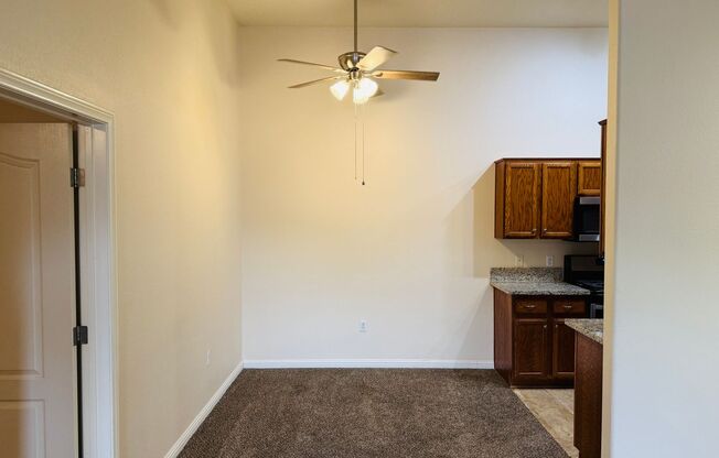 3 beds, 2 baths, $1,899, Unit # 2221