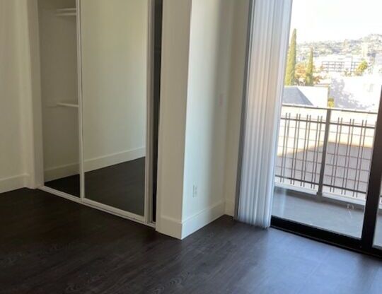 1 bed, 1 bath, 890 sqft, $3,395, Unit 401