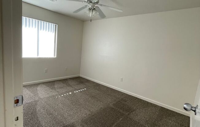 1 bed, 1 bath, 592 sqft, $1,015, Unit 78