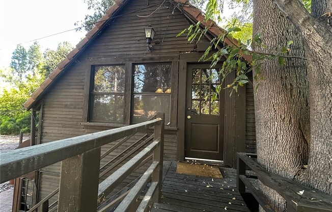 Studio, 1 bath, 400 sqft, $1,850