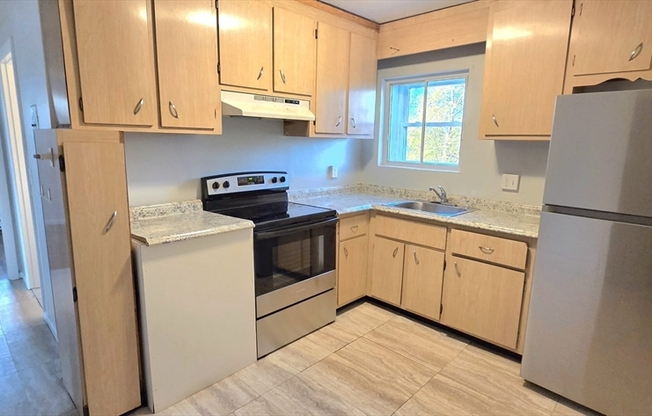 5 WALDEMAR AVE
