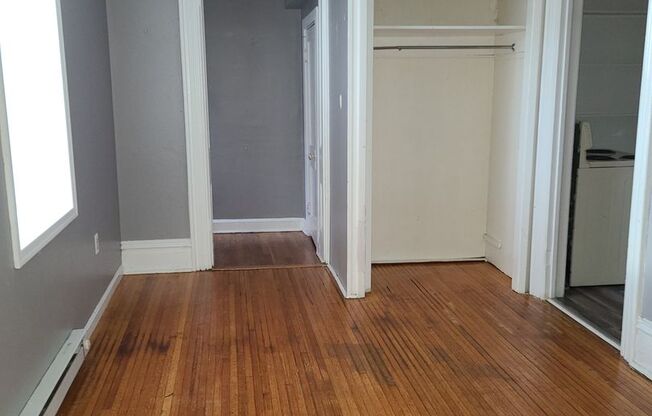 1 bed, 1 bath, 730 sqft, $1,100, Unit 1