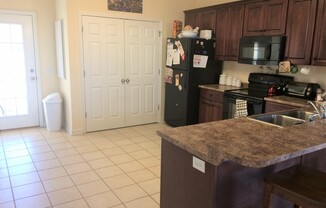 3 beds, 3 baths, 1,354 sqft, $1,800