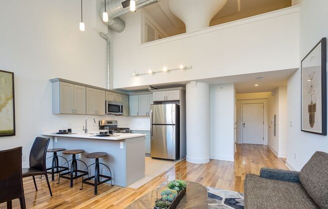 1 bed, 1 bath, 780 sqft, $2,631, Unit 2B