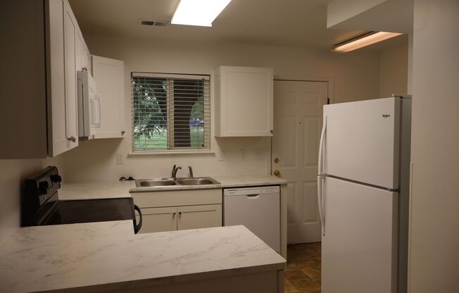 Cozy and Convenient 3 Bedroom Townhome