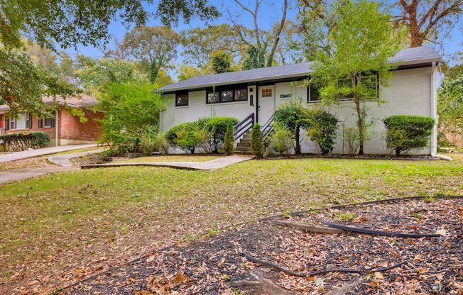 Unfurnished Great Home For Families and Professionals