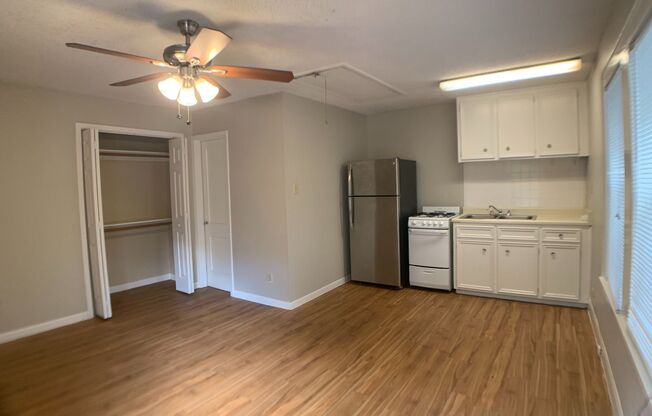 Studio, 1 bath, 400 sqft, $1,020