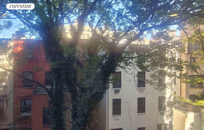 2 beds, 1 bath, $7,400, Unit 5I