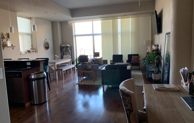 1 bed, 1 bath, 1,022 sqft, $2,100, Unit 208