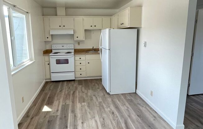 148 (2617-19 Laurel)