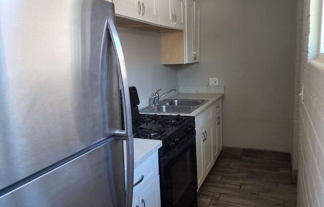 #1024-East Roosevelt, LLC