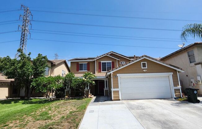 Beautiful 5 Bedroom House fully remodeled. MUST SEE!!