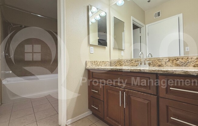 2 beds, 2 baths, 1,083 sqft, $1,595, Unit 2042