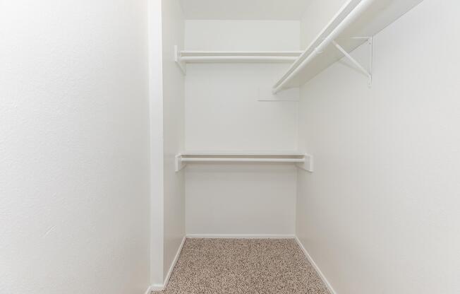 2 beds, 2 baths, 890 sqft, $1,785