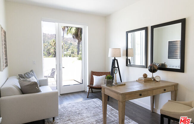 3 beds, 2.5 baths, 1,661 sqft, $9,300, Unit 405PHW