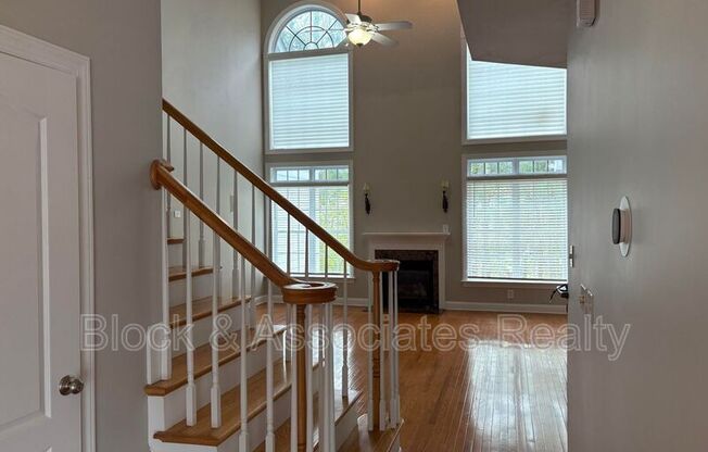 111 ALDEN VLG CT