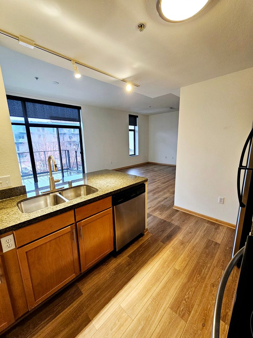 Bridgeview Apartments