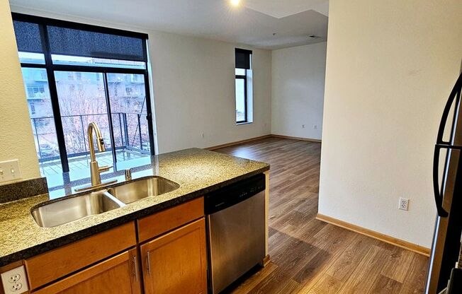 1 bed, 1 bath, 729 sqft, $1,625, Unit 311