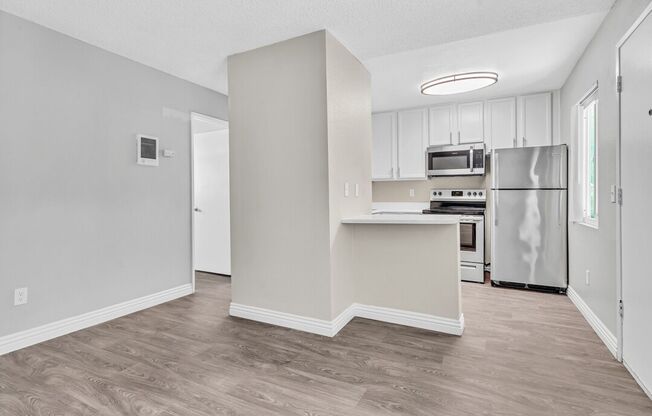 1 bed, 1 bath, 450 sqft, $1,842, Unit Unit 014