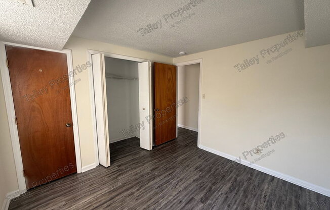 2 beds, 2 baths, 900 sqft, $1,249, Unit H