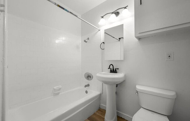 2 beds, 1 bath, 875 sqft, $1,688, Unit 7a