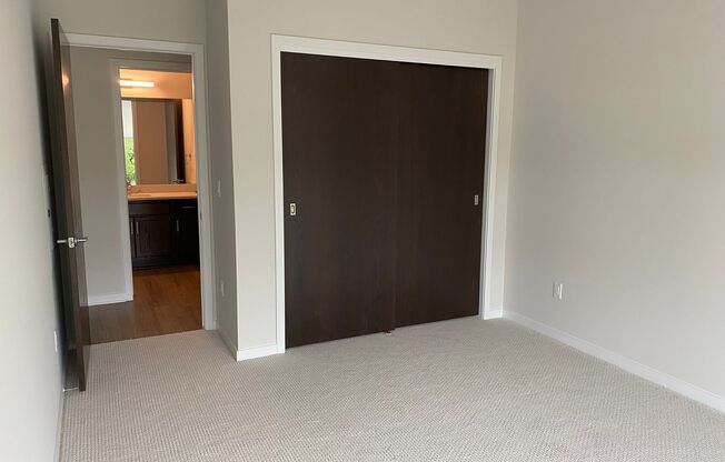 2 beds, 2 baths, 1,396 sqft, $2,195, Unit 201-B