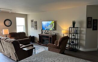 2 beds, 2 baths, 1,277 sqft, $2,400, Unit 223