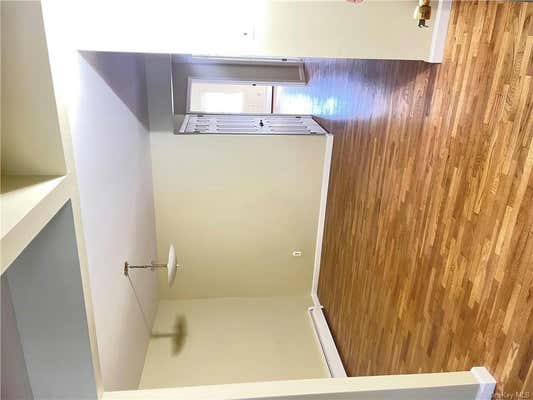 3 beds, 1 bath, 1,000 sqft, $3,200, Unit 2